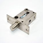 Additional one-sided front panel lock - Image 3